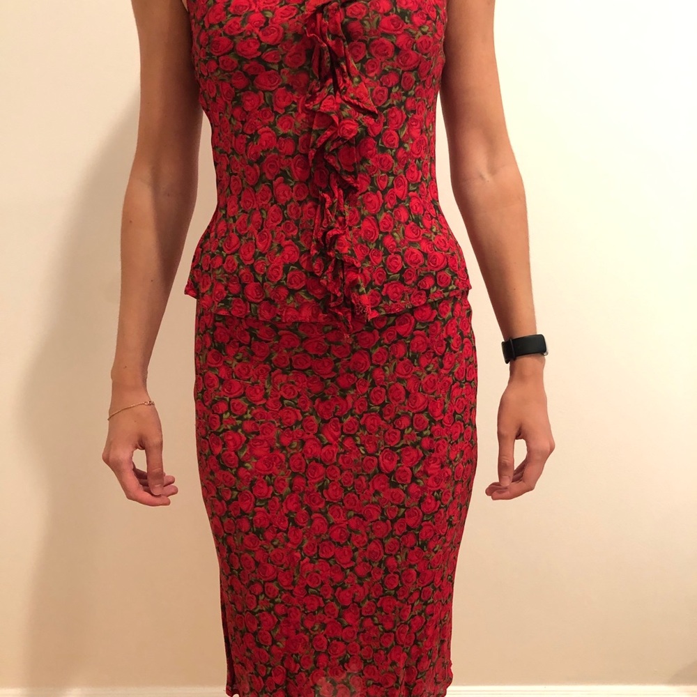 SAY Floral Rose Print 2-Piece Set: Ruffle Blouse & Tulip Midi Skirt - Size S / 2 - Picture 5 of 14